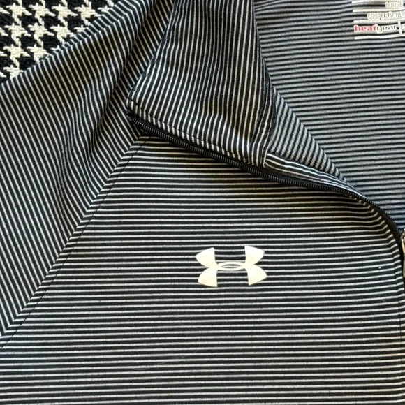 Under Armour | Quarter-Zip Pullover - Picture 5 of 10